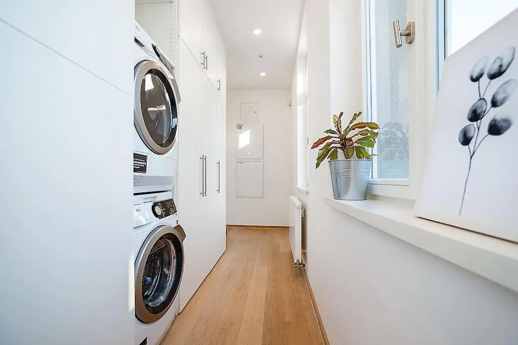 High-Class Rooftop Apt. With Spacious Terrace Prague