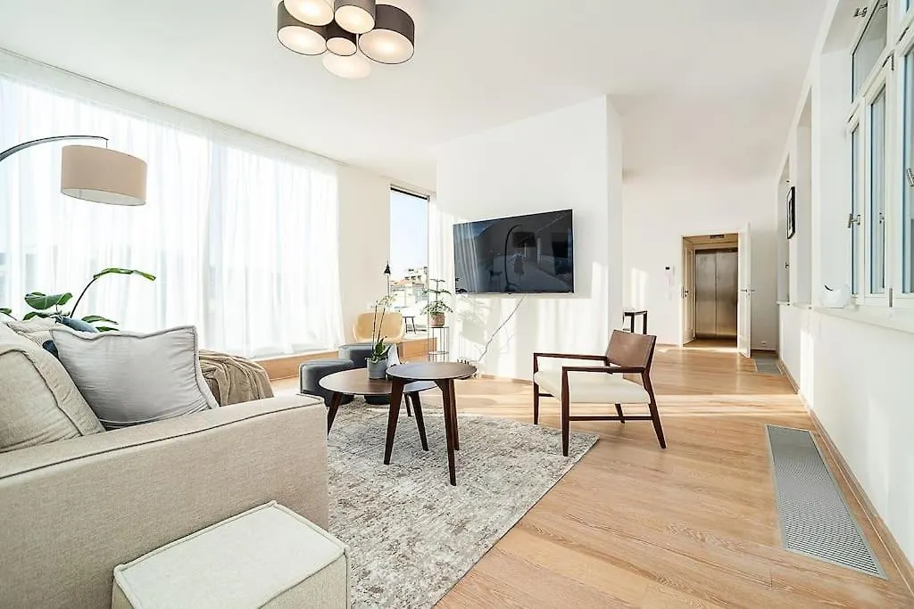 High-Class Rooftop Apt. With Spacious Terrace Prague